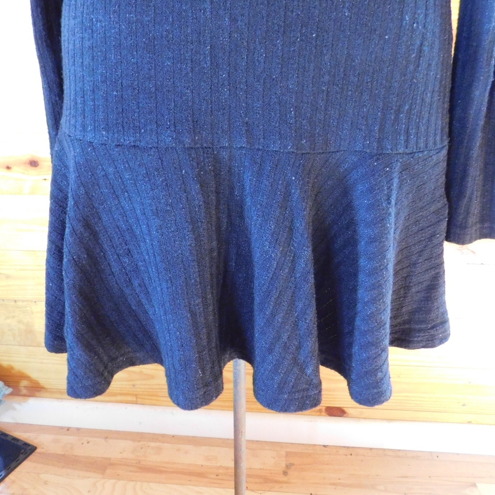 Black Ribbed Sweater - Picture 4 of 6